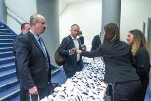 0_V7_A6200_c011b1893b