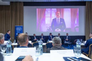 0_V7_A6229_7f03221558