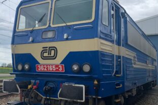 A78_DDF_7_D_EAA_3_4_E8_B_84_D8_2_A644_D19_E29_E_1696af7a86