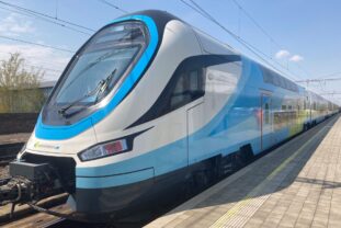 CRRC_Double_deck1_6e1e252def