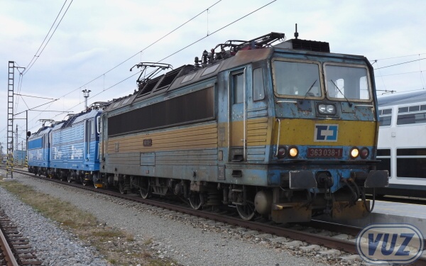 0200f4d847da4d568831954ab69d9de0