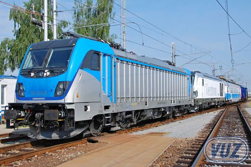 0d3399a6a06f4236a7f3fa03c204bdd8