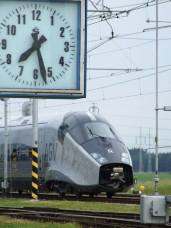 1b1d95e417a7493e9a777a14de33f6f9