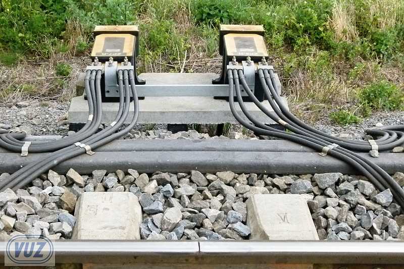 2858be09872542b6a1fa04e97820d377