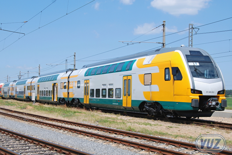 45271a937830448f845bb026d1bd2b67