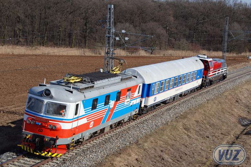 7ba094c610204cffa7343f9fd4e6f09f