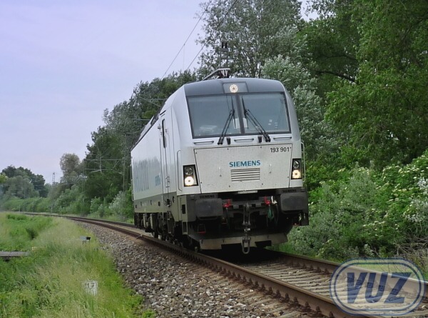 90606e78f1e54232bbaa6ca72ed707ea