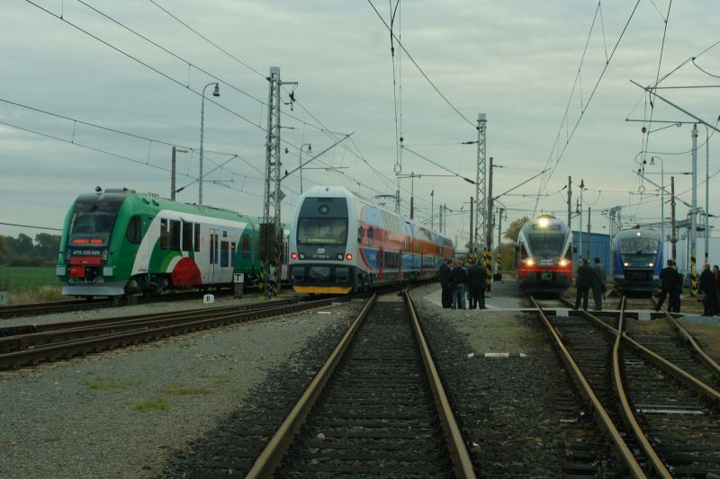 90c1f060a7f24d7abdd3b1f8201afc35