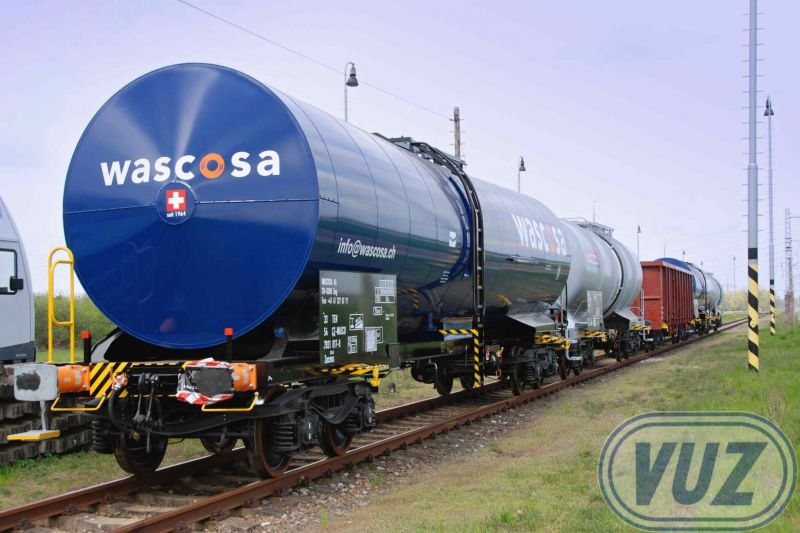 a28c21f317d544e3b924499b6bbd8509