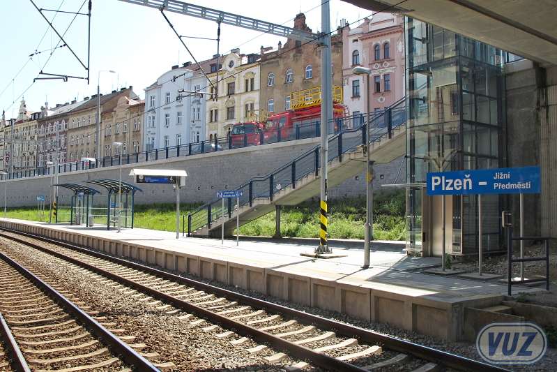 a2ba3a64f53248b5957438a558feab95