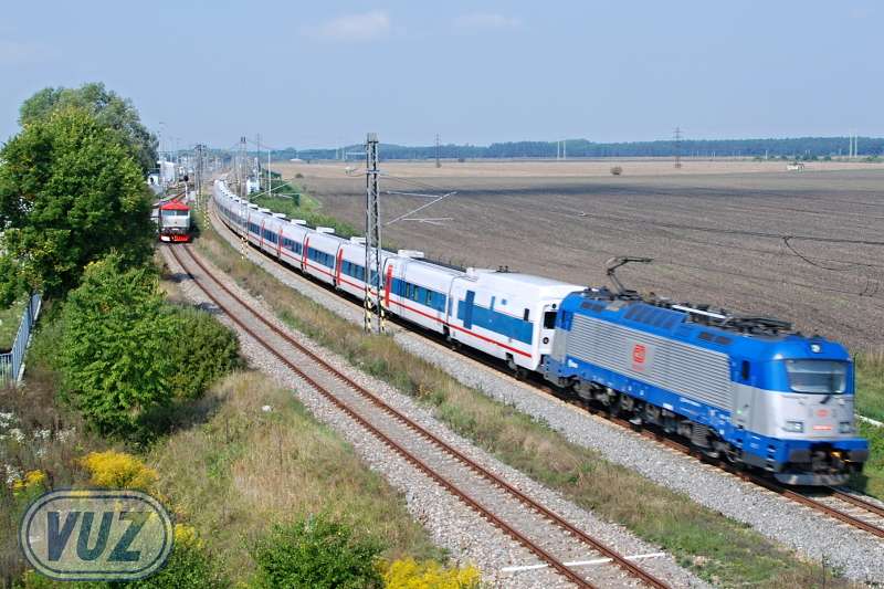 da5f6a9da44f4c5e95070654a39e1997