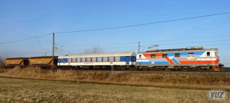 e6f45655ddc147e8a011b5ad1aaf38da