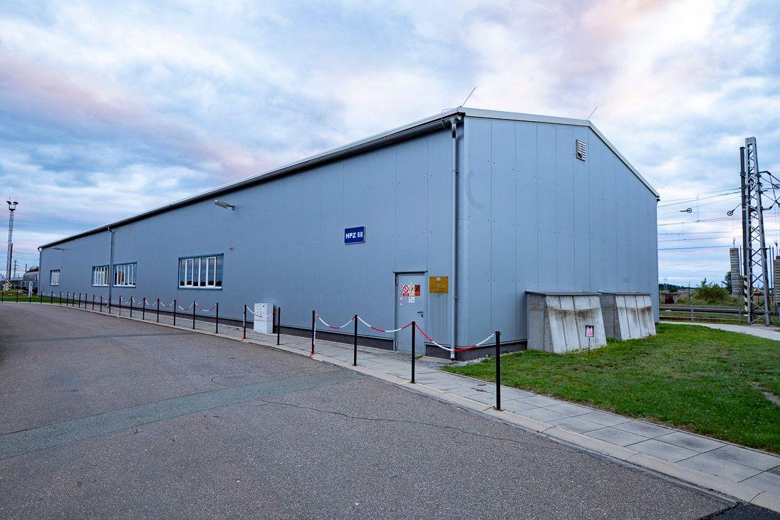 haly_Q0_A2303_d70cfc7053