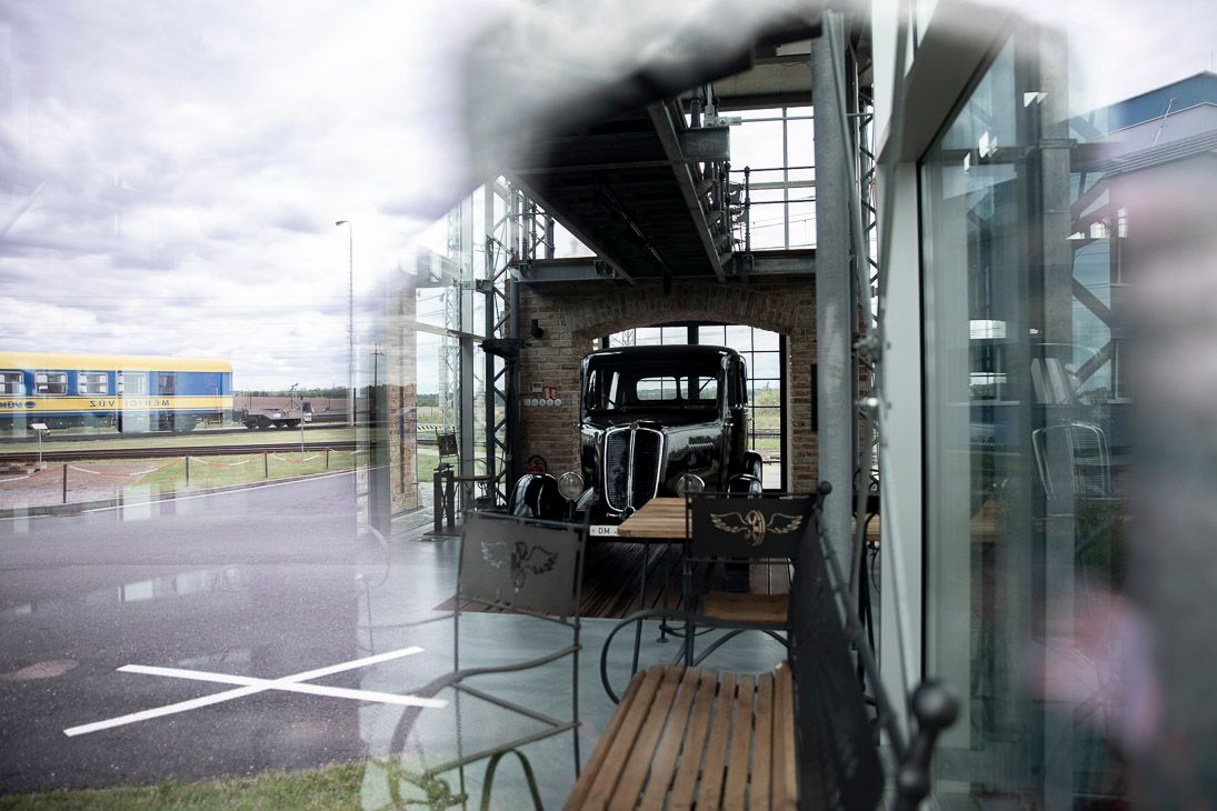 haly_Q0_A2875_ef97ccfffd